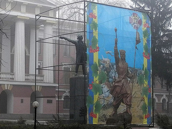 В Киеве планируют демонтировать памятник полководцу Александру Суворову