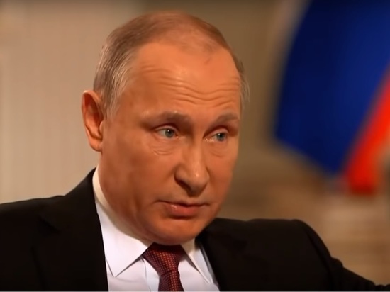 Путин пошутил про мат на совете по культуре и искусству