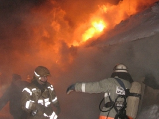 Из-за неисправной печи в Лежневе сгорел частный дом
