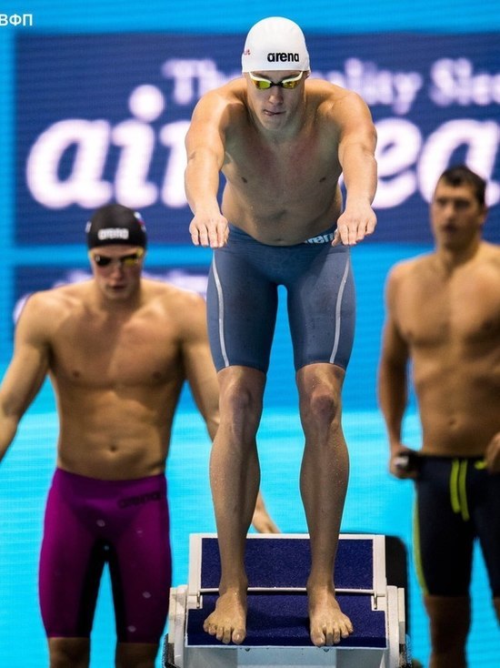 Калужский пловец принес золото сборной России на Чемпионате Мира