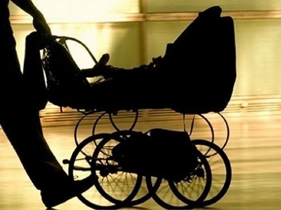 Северодвинский уголовник-рецидивист украл детскую коляску