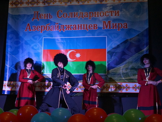 Азербайджанцы Крыма показали крымчанам жизнь своей культурной автономии