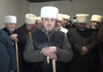 Родственники жертв резонансного ДТП с участием главы Шалинского района Чечни Турпал-Али Ибрагимова, который якобы приходится двоюродным братом Рамзану Кадырову, попросили не наказывать чиновника