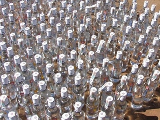  Житель Бурятии собирался нелегально продать 20 тысяч бутылок водки