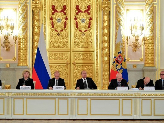Путин назвал "аллегорией" данные о садистских наклонностях судов