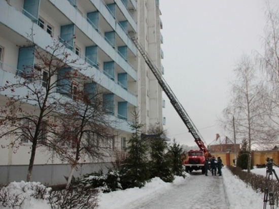 В Курске госпиталь для ветеранов "потушили" за 40 минут