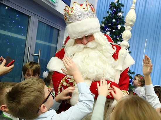 Дед Мороз умер на утреннике в Кемерово