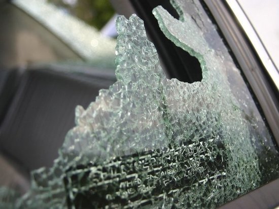 В Иванове опять бьют стекла автомобилей и воруют регистраторы