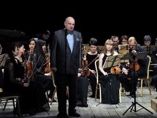 Вот уже 30 лет симфонические концерты в Воронеже сопровождают уникальные комментарии
