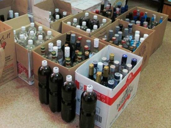 В Геленджике полицейские изъяли тысячу литров контрафактного алкоголя