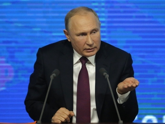 Путин посчитал молодежь будущим России
