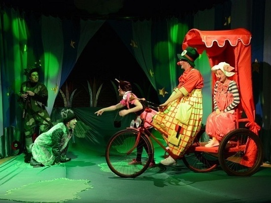 Волгоградский театр приглашает на три детские новогодние сказки