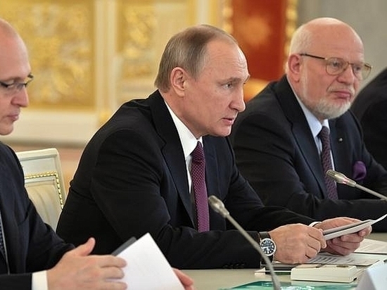 Песков объяснил, зачем Запад демонизирует Путина: слишком популярен