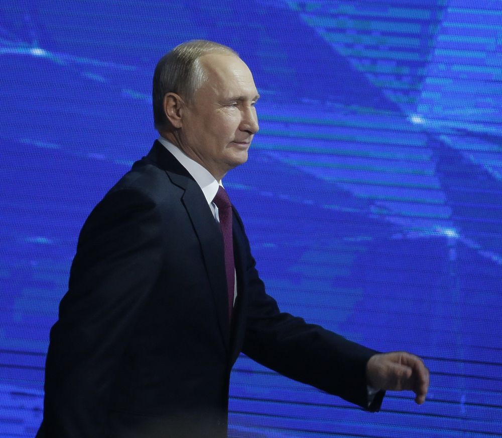 Эмоции и жесты Путина на пресс-конференции: бенефис президента
