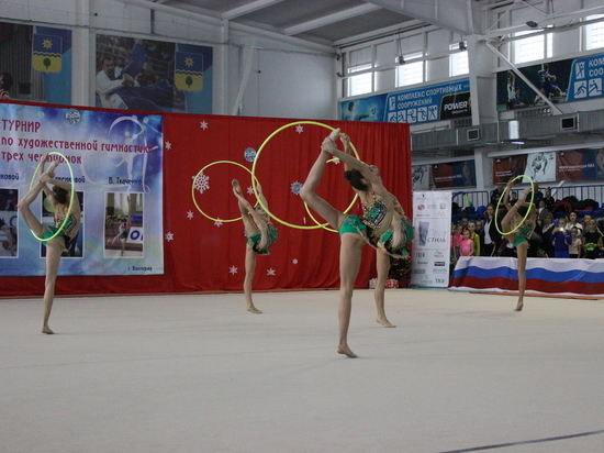 Более 250 гимнасток соревнуются в Волгоградской области