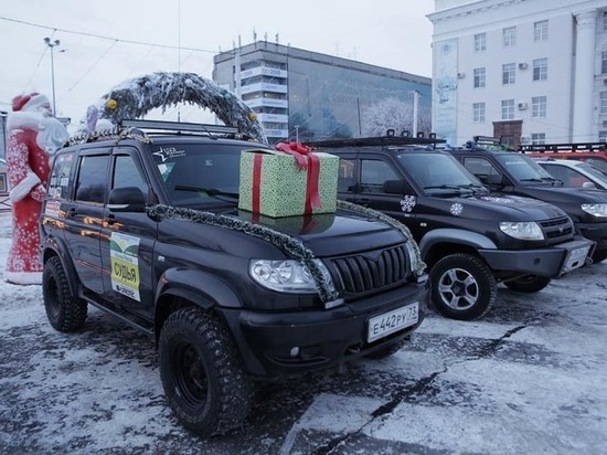 Ульяновский «Караван добра» везет подарки детям и пожилым людям