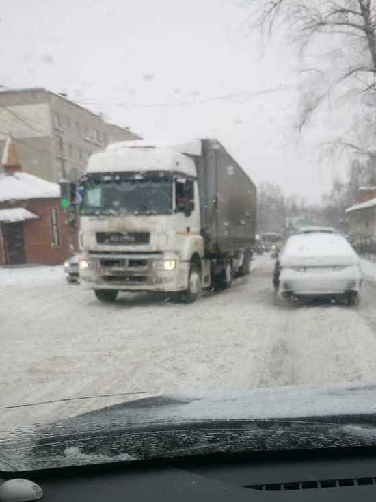 Фурам запретят въезд в Калугу из-за снегопада