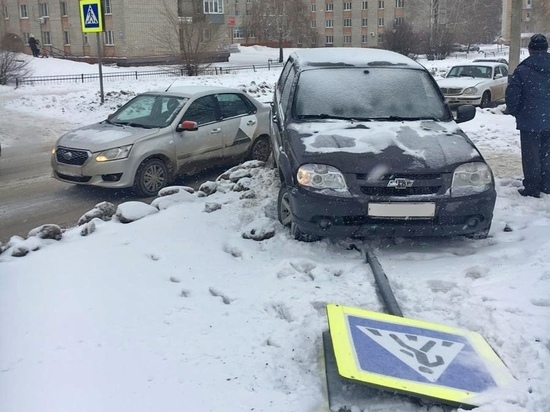 В Тамбове водитель "Нивы Шевроле" сбил девушку на пешеходном переходе