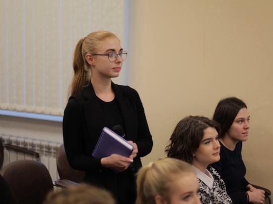 Школьники Алтайского края примут участие в международном телемосте