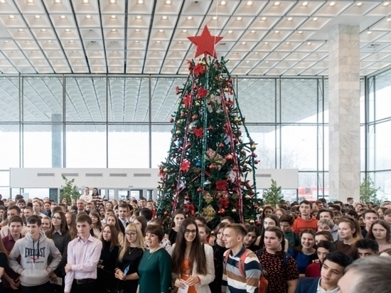Лучшие ученики Волгоградской области побывали на губернаторской елке
