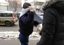 Травмированная нога Марии Хачатурян, похоже, доставляет немало хлопот в повседневной жизни