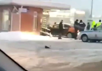 В полиции назвали причину инцидента в аэропорту Домодедово, где каршеринговая машина совершила наезд на турникет и сбила охранника