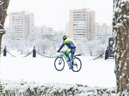 Как кататься зимой на велосипеде, узнали волгоградцы