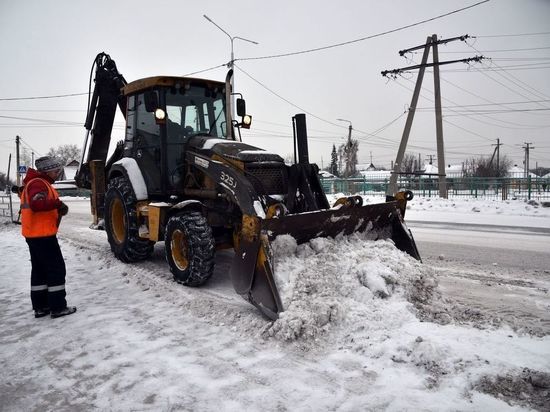 Глава Кузбасса обрушился с критикой на мэров за некачественную уборку снега