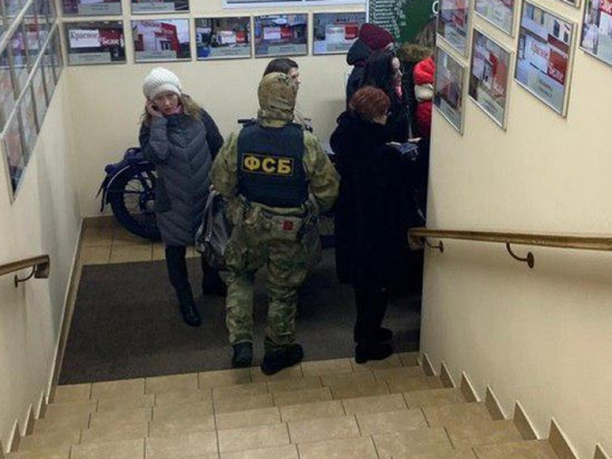 В Воронеже силовики нагрянули на склады сети "Красное и Белое"