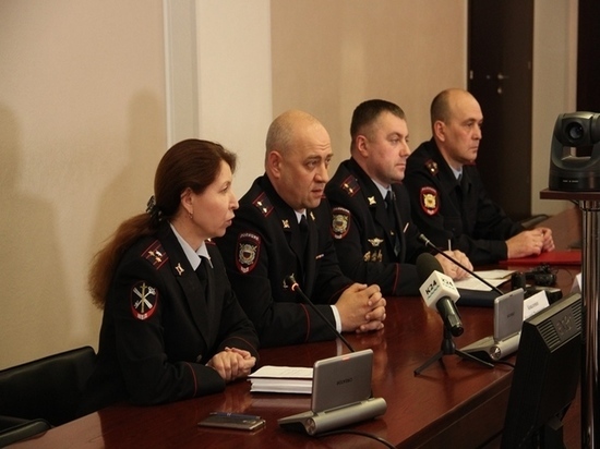 Барнаульцам рассказали как не стать жертвой «домушников» в новогодние каникулы Барнаульцам рассказали как не стать жертвой «домушников» в новогодние каникулы
