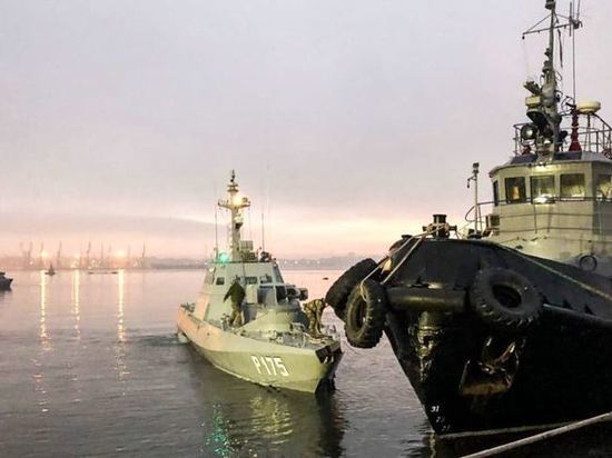 Все задержанные в Керченском проливе моряки считают себя военнопленными
