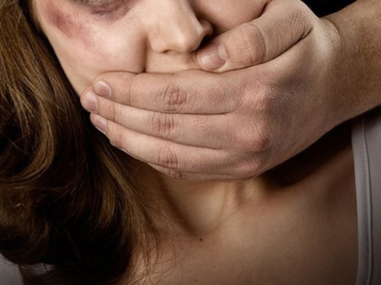 В Казани 19-летний парень изнасиловал 45-летнюю женщину