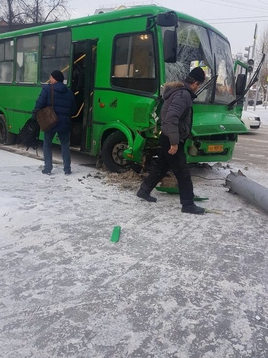В полиции назвали точное число пострадавших в ДТП с автобусом в центре Екатеринбурга В полиции назвали точное число пострадавших в ДТП с автобусом в центре Екатеринбурга