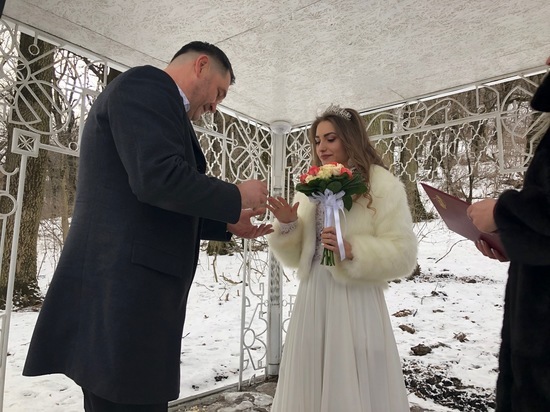 В Железноводске под Новый год зарегистрировали трёхсотый брак