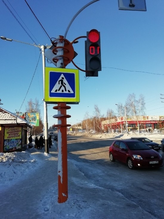 Новый светофор успели установить в Прокопьевске до конца года