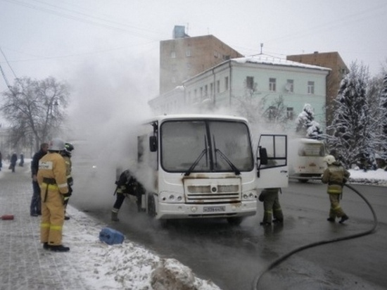 В Курске сгорели два автобуса