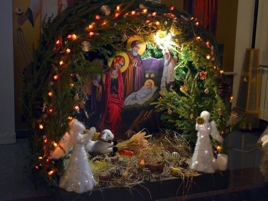 В храмах Серпухова отметили Рождество Христово