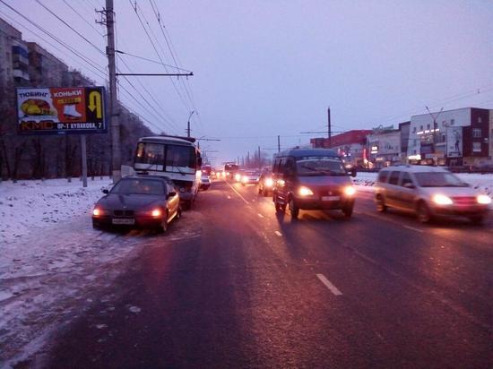В Курске в ДТП с маршруткой у водителя случился инсульт