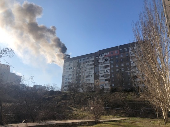 В Щелкино в девятиэтажке взорвался газ В Щелкино в девятиэтажке взорвался газ