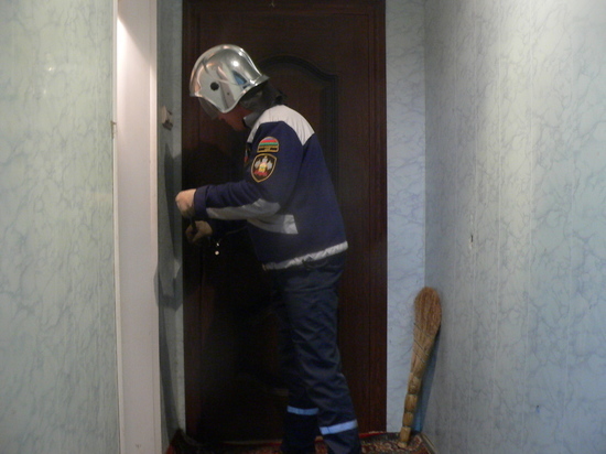Двухлетний ребенок оказался заперт в доме в Лабинске