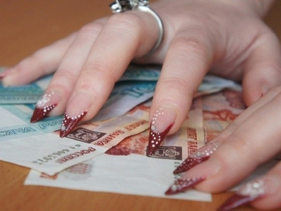 В Чувашии менеджер похитила у фирмы более 2,5 млн рублей