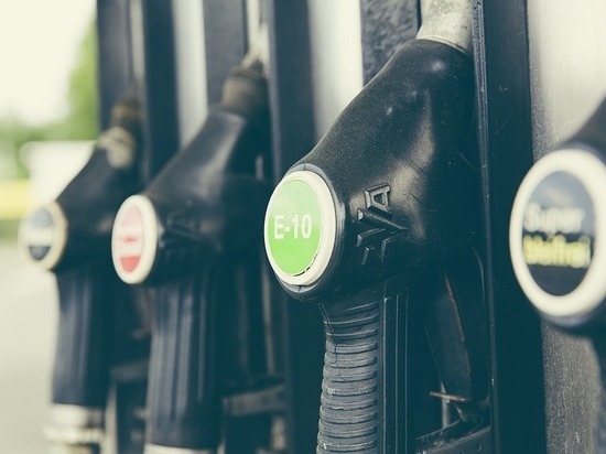 Цены на бензин резко начали расти в Калуге