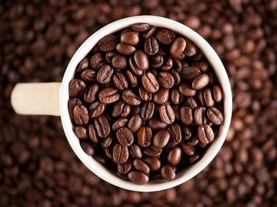 В Орске двое мужчин украли 33 пачки кофе