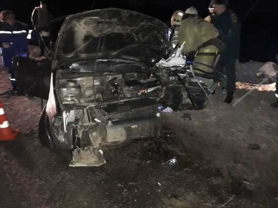 В Тверской области в серьезном ДТП погиб водитель и пострадали трое