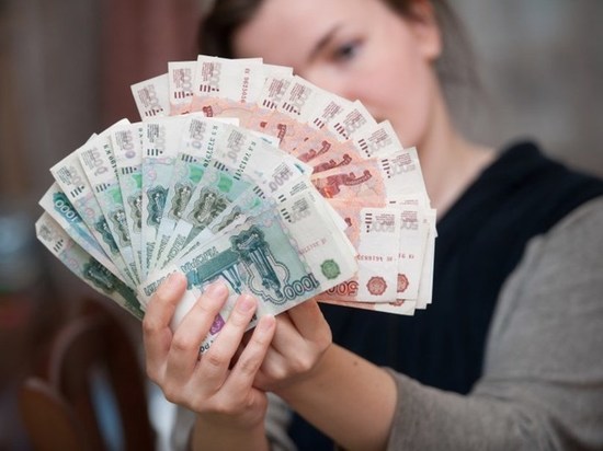 Ярославцы богатеют: средняя зарплата в регионе выросла на тысячу рублей