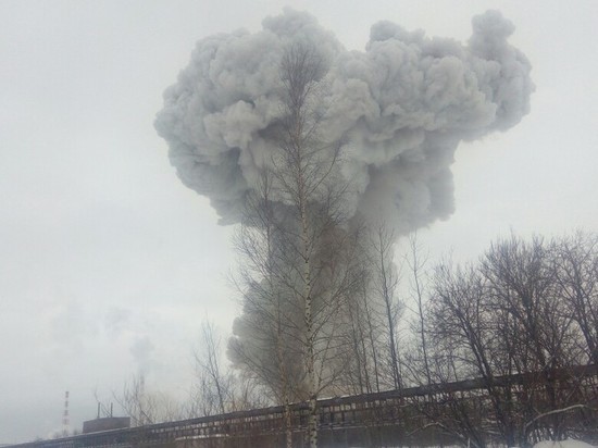 На заводе в Кингисеппе произошел взрыв