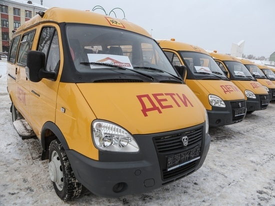 12 новых школьных автобусов пополнили автопарки образовательных учреждений Вологодчины