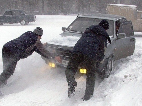 Ульяновскую область заносит снегом