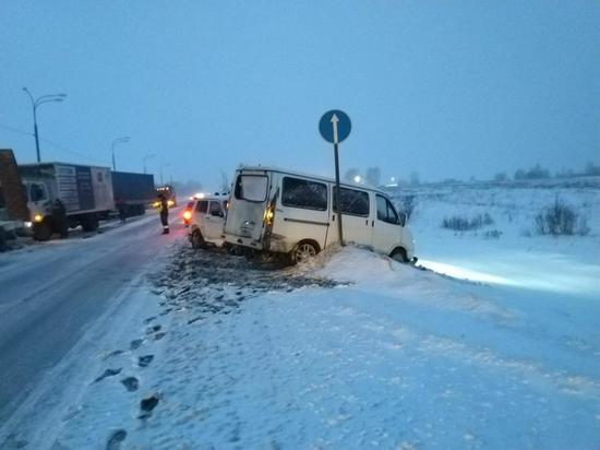 В Тверской области водитель спровоцировал массовое ДТП с пострадавшим