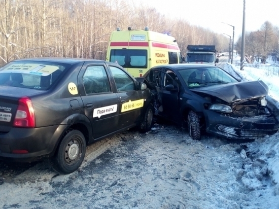 В Ярославле в ДТП с «Рено» и «Фольксваген» пострадало несколько человек